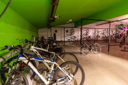 Studio para alugar com 33m², 1 quarto e 1 vaga Studio para alugar com 33m², 1 quarto e 1 vagaÁrea Comum - Bicicletário