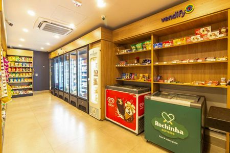 Studio para alugar com 33m², 1 quarto e 1 vaga Studio para alugar com 33m², 1 quarto e 1 vagaÁrea Comum - Mercado