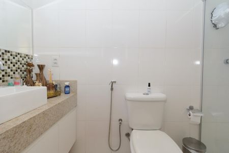 Apartamento à venda com 115m², 3 quartos e 2 vagasBanheiro da Suíte