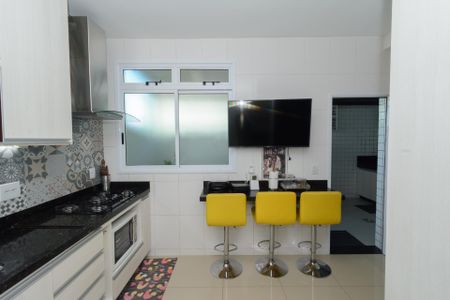 Apartamento à venda com 115m², 3 quartos e 2 vagasCozinha