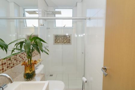 Apartamento à venda com 115m², 3 quartos e 2 vagasBanheiro Social