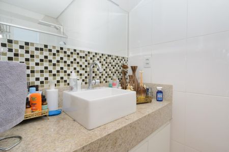 Apartamento à venda com 115m², 3 quartos e 2 vagasBanheiro da Suíte