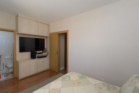 Apartamento à venda com 115m², 3 quartos e 2 vagasSuíte