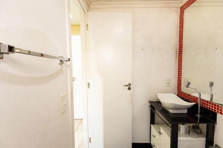 Apartamento à venda com 180m², 3 quartos e 1 vaga Apartamento à venda com 180m², 3 quartos e 1 vagaBanheiro da Suíte