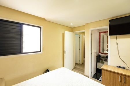 Apartamento à venda com 180m², 3 quartos e 1 vaga Apartamento à venda com 180m², 3 quartos e 1 vagaSuíte