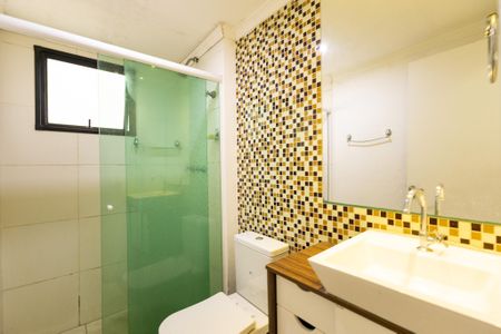 Apartamento à venda com 180m², 3 quartos e 1 vaga Apartamento à venda com 180m², 3 quartos e 1 vagaBanheiro Social