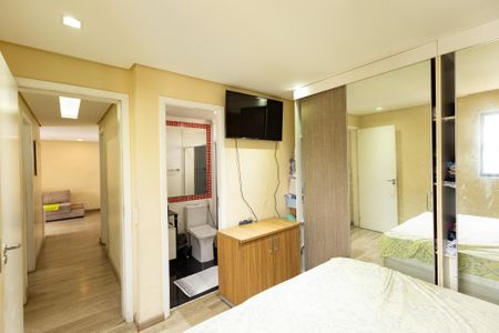 Apartamento à venda com 180m², 3 quartos e 1 vaga Apartamento à venda com 180m², 3 quartos e 1 vagaSuíte