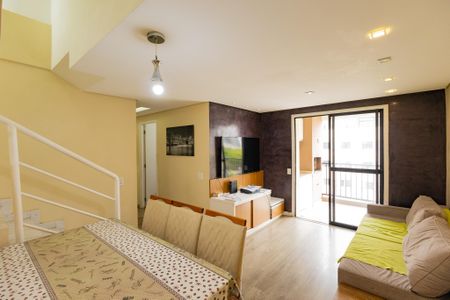 Apartamento à venda com 180m², 3 quartos e 1 vaga Apartamento à venda com 180m², 3 quartos e 1 vagaSala