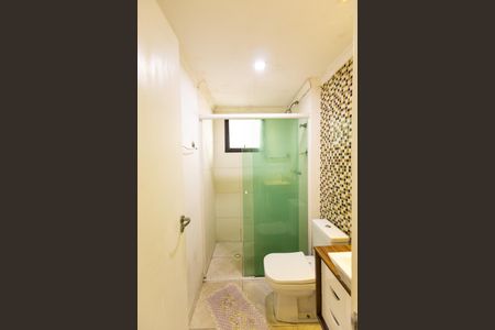 Apartamento à venda com 180m², 3 quartos e 1 vaga Apartamento à venda com 180m², 3 quartos e 1 vagaBanheiro Social