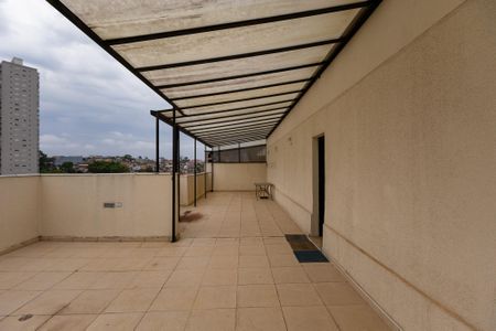 Apartamento à venda com 180m², 3 quartos e 1 vaga Apartamento à venda com 180m², 3 quartos e 1 vagaTerraço
