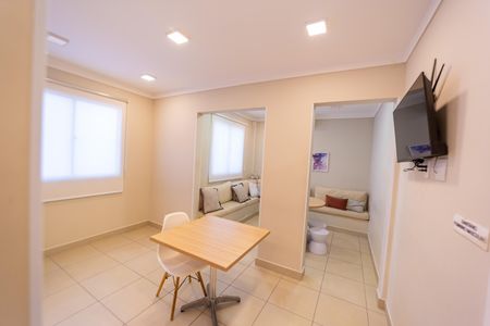 Apartamento à venda com 41m², 2 quartos e sem vagaÁrea comum - Salão de festas