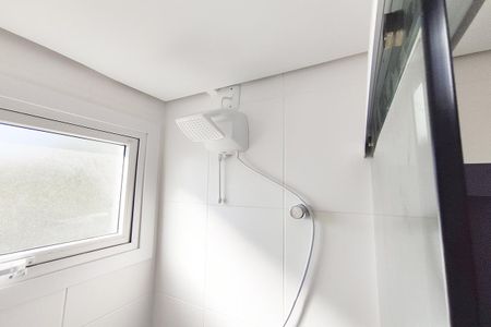 Apartamento para alugar com 60m², 2 quartos e sem vagaBanheiro