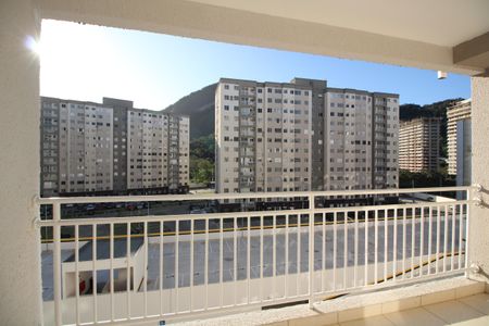 Varanda de apartamento para alugar com 3 quartos, 60m² em Taquara, Rio de Janeiro
