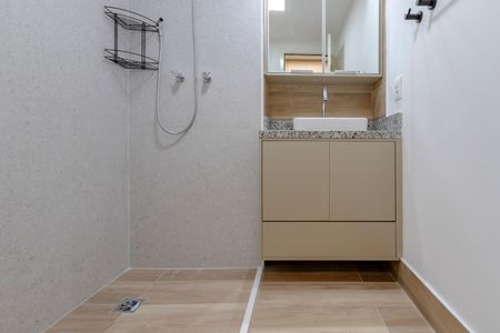 Studio para alugar com 24m², 1 quarto e sem vaga Studio para alugar com 24m², 1 quarto e sem vagaBanheiro