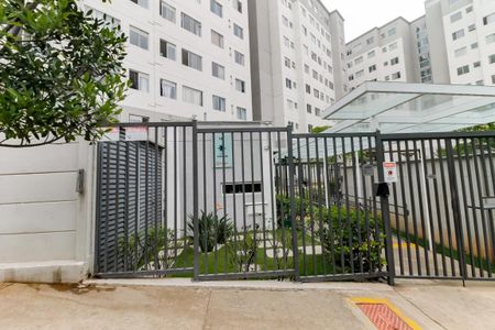 Apartamento para alugar com 40m², 2 quartos e sem vagaFachada e portaria