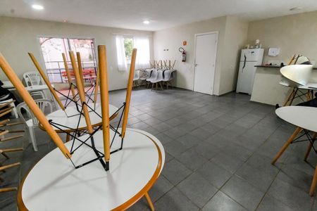 Apartamento para alugar com 40m², 2 quartos e sem vagaÁrea comum - Salão de festas
