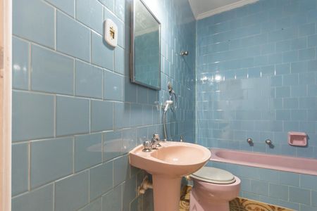 Apartamento à venda com 130m², 3 quartos e sem vagaBanheiro 1