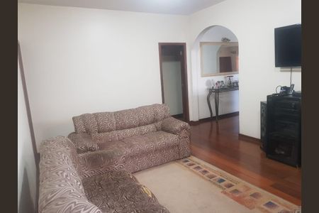 Casa à venda com 700m², 4 quartos e 2 vagasFoto 01