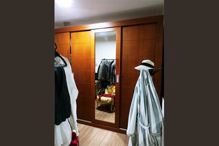 Casa à venda com 5 quartos, 250m² em Super Quadra Morumbi, São Paulo