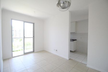 Sala de apartamento à venda com 2 quartos, 51m² em Barra Olímpica, Rio de Janeiro