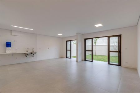 Casa à venda com 4 quartos, 431m² em Jardim Prudência, São Paulo