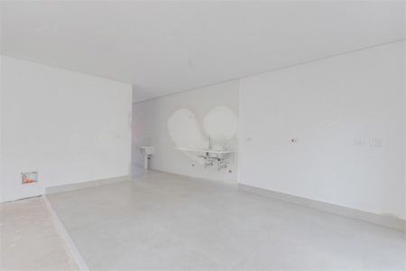 Casa à venda com 4 quartos, 431m² em Jardim Prudência, São Paulo