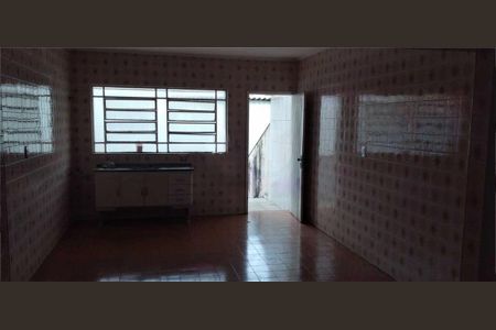 Casa à venda com 3 quartos, 251m² em Parque Oratório, Santo André