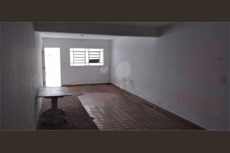 Casa à venda com 3 quartos, 251m² em Parque Oratório, Santo André