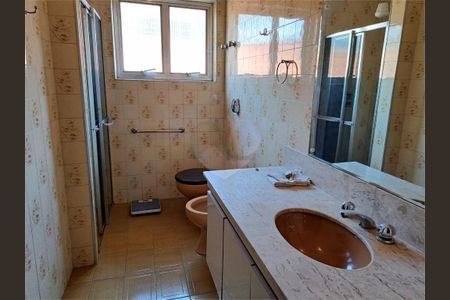 Casa à venda com 3 quartos, 187m² em Jardim Aeroporto, São Paulo