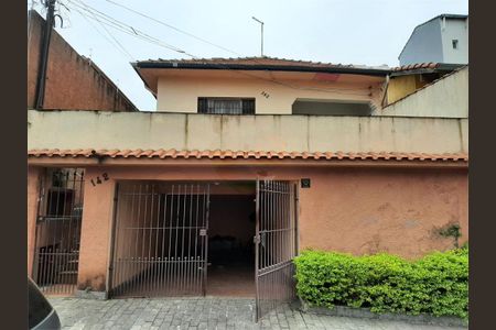 Casa à venda com 240m², 3 quartos e 2 vagas