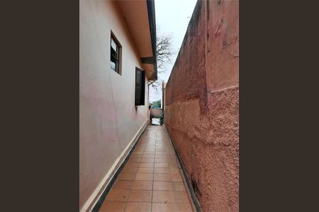 Casa à venda com 240m², 3 quartos e 2 vagas