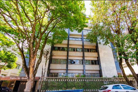 Apartamento à venda com 360m², 4 quartos e 2 vagasFachada