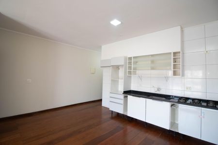 Sala/Cozinha de apartamento para alugar com 2 quartos, 97m² em Jardim Vila Galvao, Guarulhos