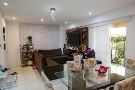 Apartamento à venda com 109m², 3 quartos e 2 vagasSala