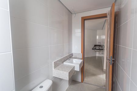 Apartamento à venda com 54m², 2 quartos e 1 vaga Apartamento à venda com 54m², 2 quartos e 1 vagaBanheiro Social