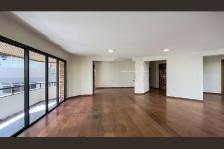 Foto 07 de apartamento à venda com 3 quartos, 204m² em Itaim Bibi, São Paulo