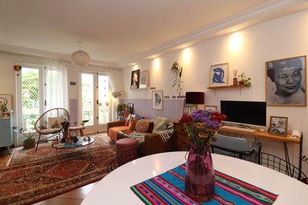 Apartamento à venda com 100m², 2 quartos e 1 vagaSala