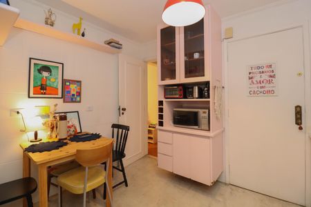 Apartamento à venda com 100m², 2 quartos e 1 vagaCozinha