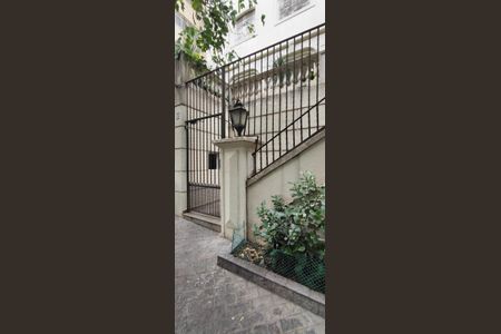 Apartamento à venda com 100m², 2 quartos e 1 vagaFachada