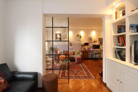 Apartamento à venda com 100m², 2 quartos e 1 vagaSala