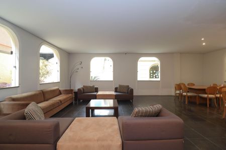 Apartamento à venda com 100m², 2 quartos e 1 vagaÁrea comum