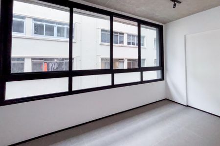 Studio à venda com 28m², 1 quarto e sem vagaStudio