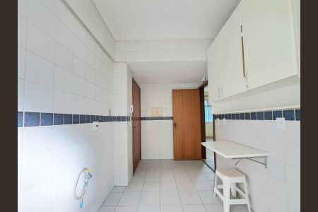 Apartamento à venda com 95m², 3 quartos e 2 vagasCozinha e Área de Serviço