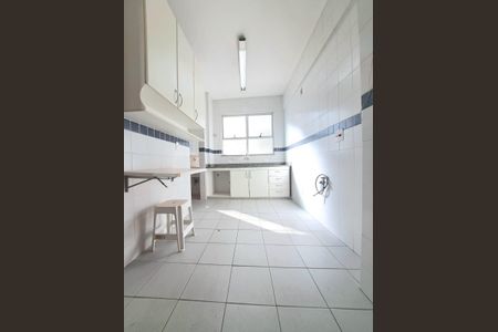 Apartamento à venda com 95m², 3 quartos e 2 vagasCozinha e Área de Serviço