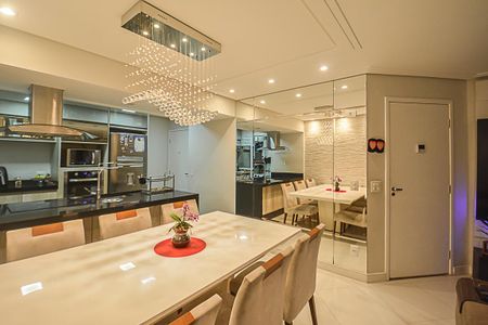 Apartamento à venda com 80m², 3 quartos e 2 vagas Apartamento à venda com 80m², 3 quartos e 2 vagasSala