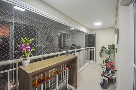 Apartamento à venda com 80m², 3 quartos e 2 vagas Apartamento à venda com 80m², 3 quartos e 2 vagasSacada