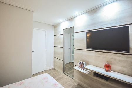 Apartamento à venda com 80m², 3 quartos e 2 vagas Apartamento à venda com 80m², 3 quartos e 2 vagasSuíte