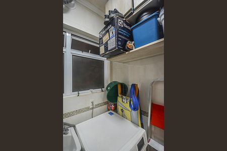 Apartamento à venda com 80m², 3 quartos e 2 vagas Apartamento à venda com 80m², 3 quartos e 2 vagasÁrea de Serviço