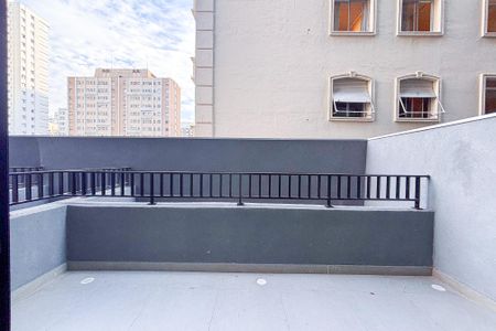 Varanda de kitnet/studio para alugar com 1 quarto, 23m² em Cerqueira César, São Paulo