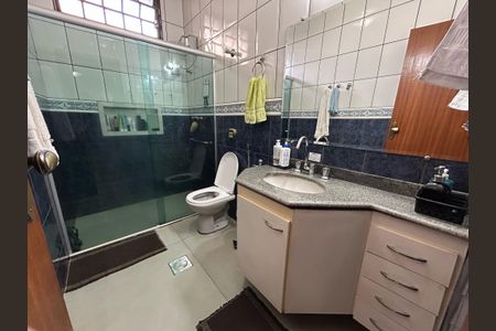 Banheiro Social de casa para alugar com 4 quartos, 315m² em Itapoã, Belo Horizonte